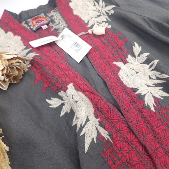 New Johnny Was Charcoal Camille Draped Embroidered Cream Red Cardigan Sz… - Picture 9 of 16